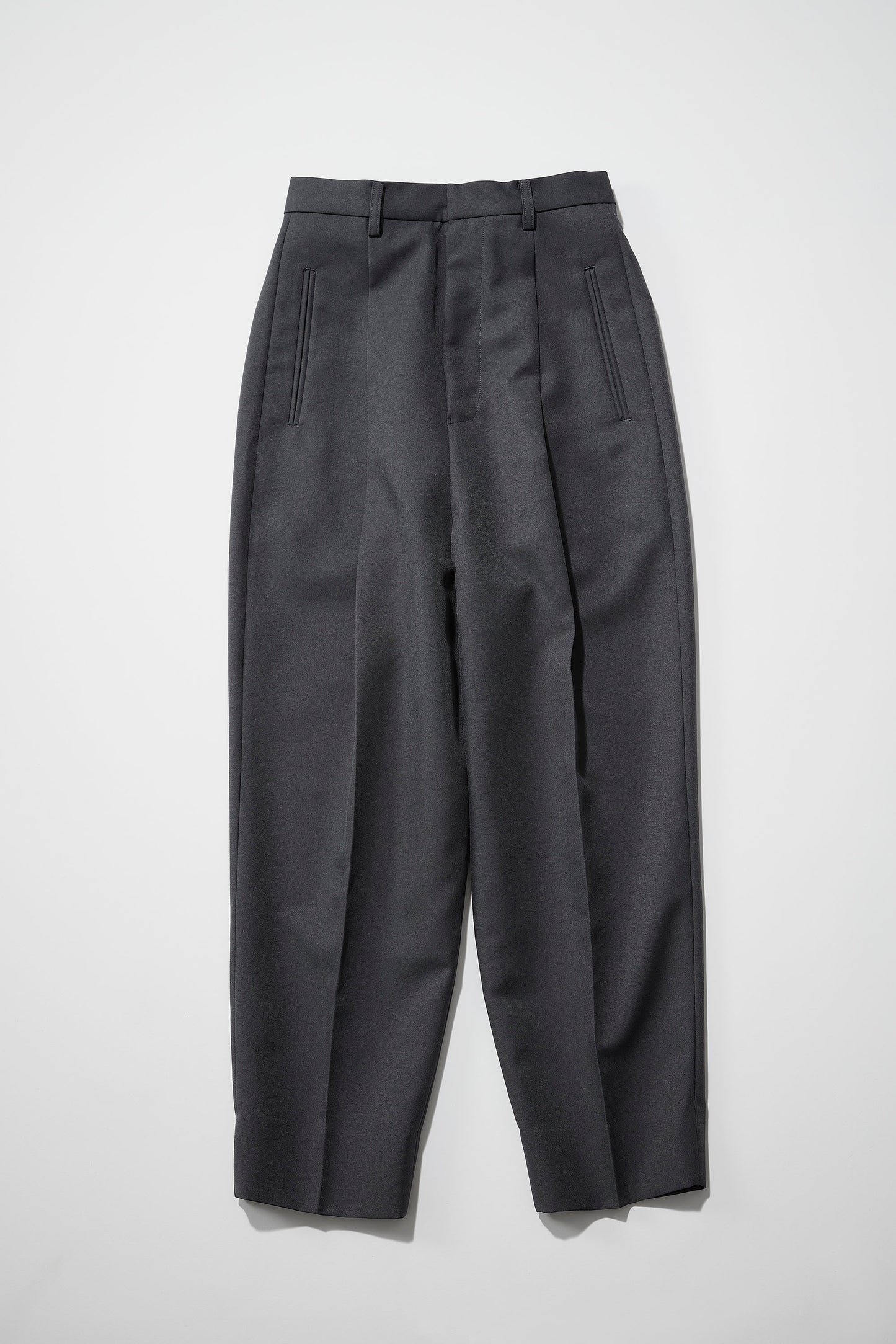 Tapered pants